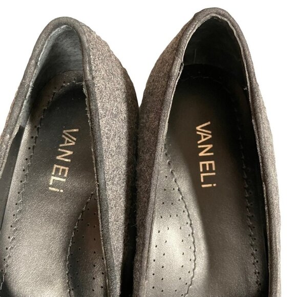 Vaneli Women's Ganet Pointed Toe Grey Flats Felt Leather Italian Made Sz 8 Wide - Picture 11 of 14
